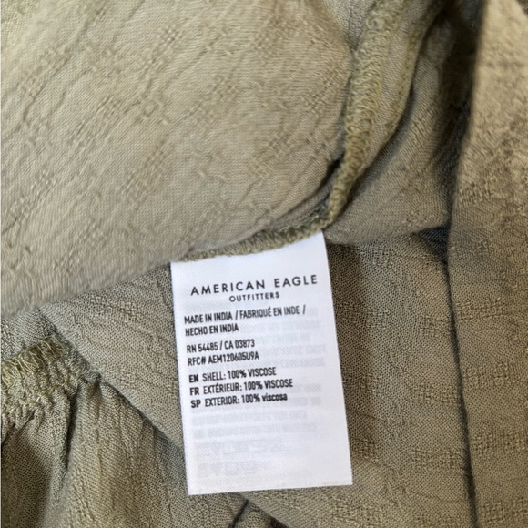 AE Babydoll Tunic Top Sage Green 3/4 Sleeves Boho Tiered Keyhole Back - Picture 6 of 7